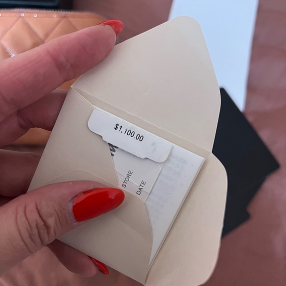 GORGEOUS CHANEL WALLET ♥️ - Picture 6 of 13